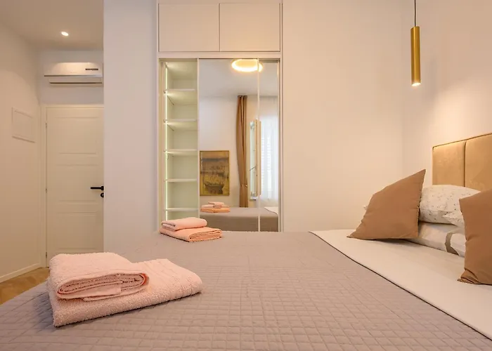 Jupiter Luxury 3* スプリト